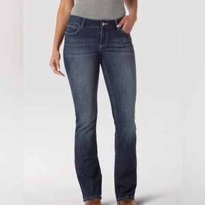Wrangler mid rise bootcut jeans size 18W